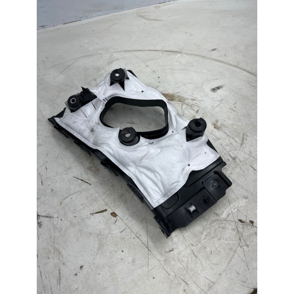 Suporte Da Moldura Coluna Traseira Rampage 2024 A 2025