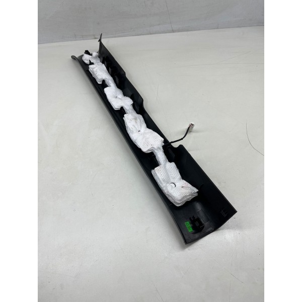 Soleira Porta Dianteira Direita Chery Tiggo 8 Pro 2025