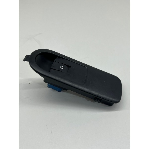 Moldura Botão Elétrico Dianteiro Direita Duster 2015 A 2022