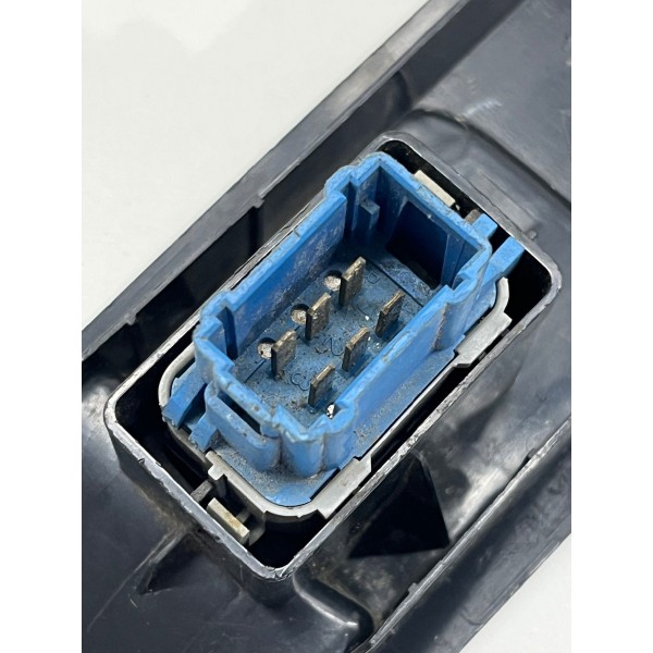 Moldura Botão Elétrico Dianteiro Direita Duster 2015 A 2022