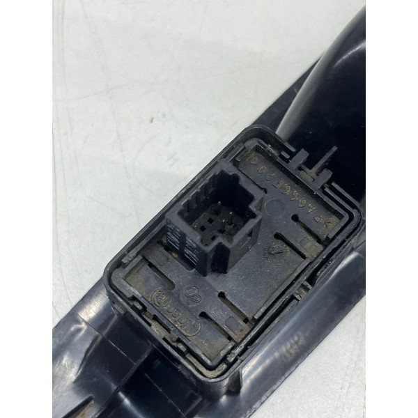 Botão Vidro Elétrico Tras. Esq. Renault  Fluence 2011 A 2017