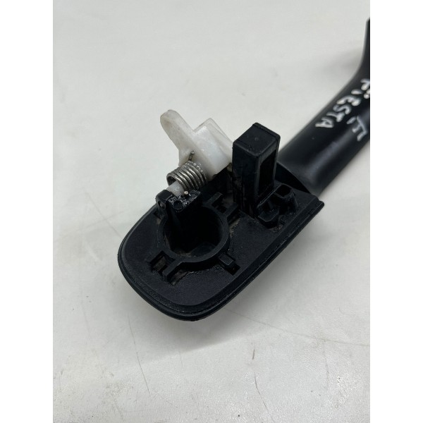 Maçaneta Externa Tras. Esquerda  Ford Fiesta 2002 A 2014