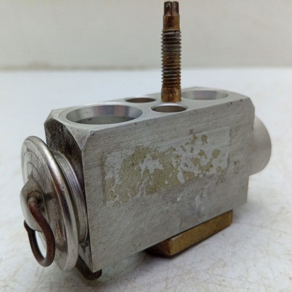 Válvula Block De Ar Condicionado Chevrolet Astra Zafira