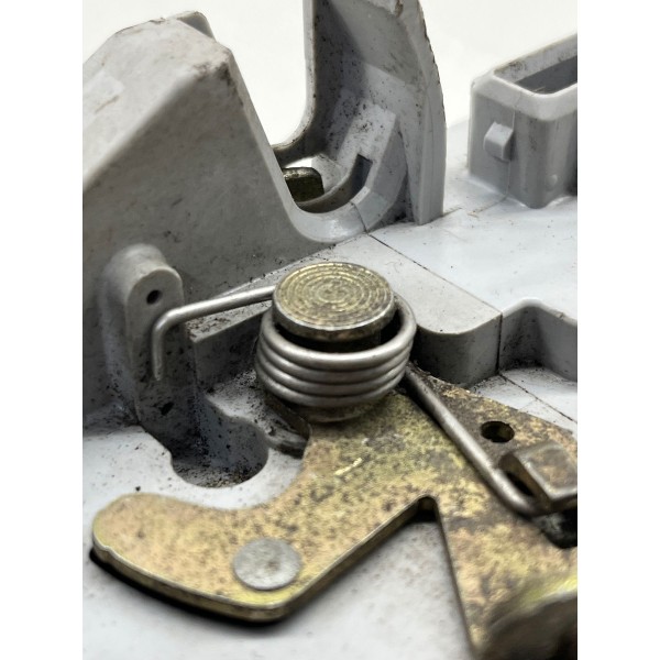 Fechadura Porta Traseira Esquerda Peugeot 307 2005 A 2012