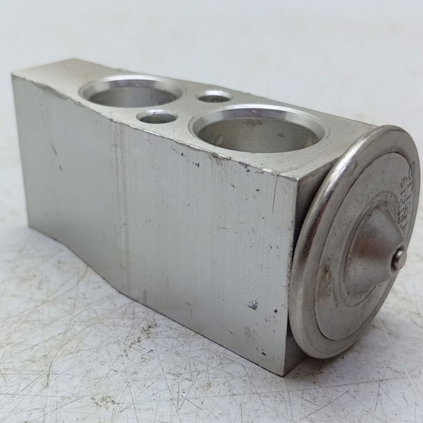 Valvula Expansão Ar Cond Nissan March 2012 A 2020