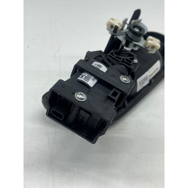 Maçaneta Tam. Tras. C/trava S/furo Fiat Strada 2021 A 2025