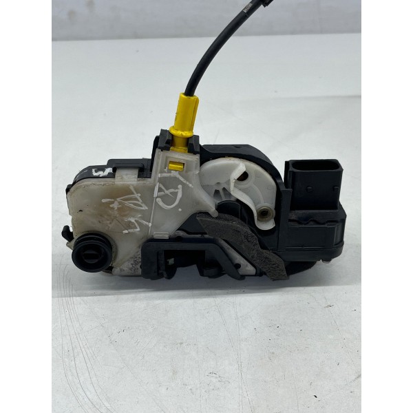 Fechadura Traseira Direita Chevrolet Tracker 2014 A 2020