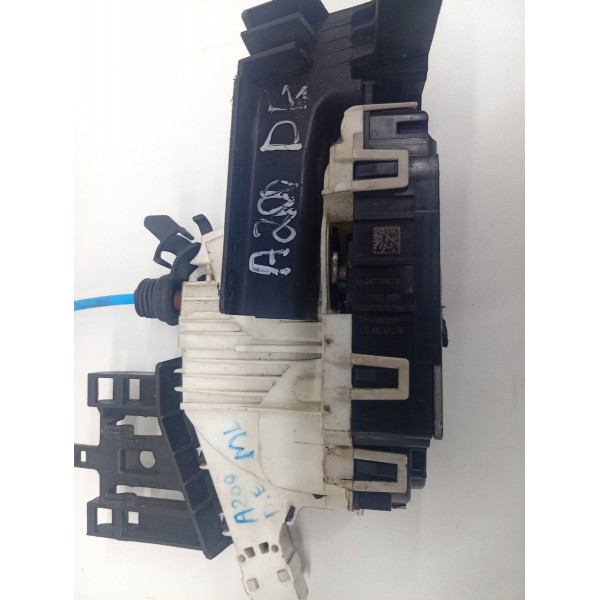 Fechadura  Diant. Esqu. Mercedes-benz 200 2015 A  2016