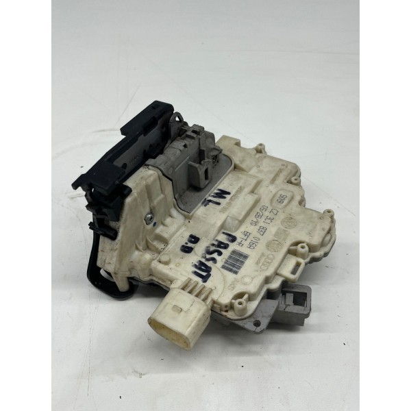 Fechadura Porta Dianteira Direita Vw Passat 2011 2012