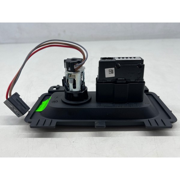 Entrada Usb Audi A5 2023 A 2024