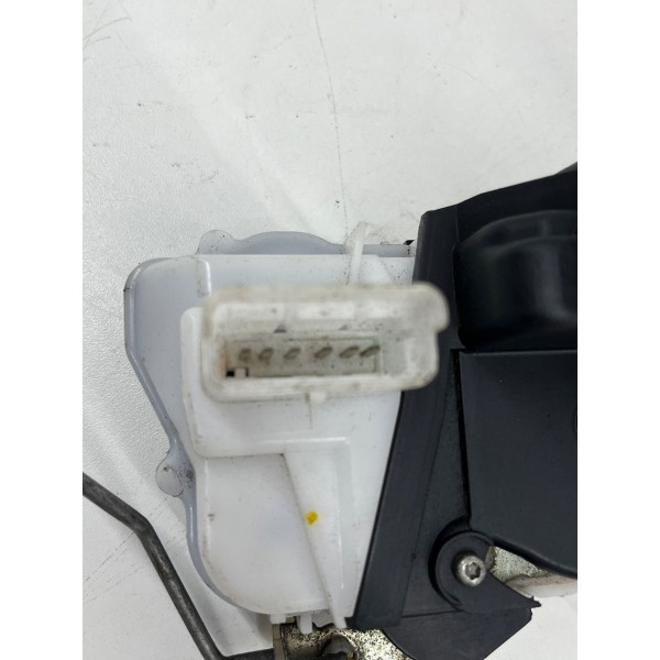 Fechadura  Dianteira Direita Peugeot 207  2011