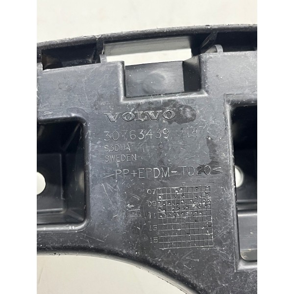 Guia Parachoque Traseiro Esquerdo Volvo Xc60 2012