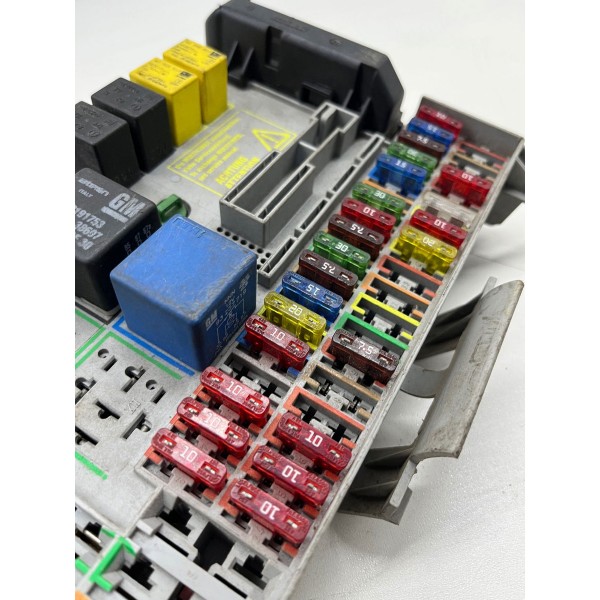 Caixa Fusível Chevrolet Zafira 2007 A 2015