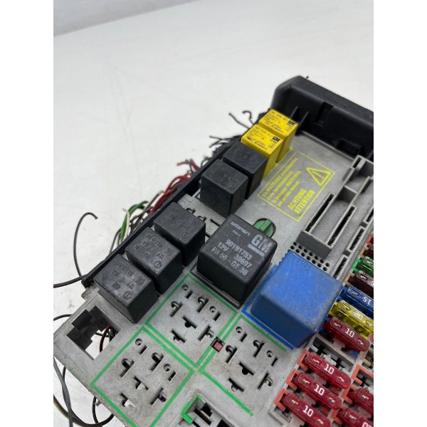 Caixa Fusível Chevrolet Zafira 2007 A 2015