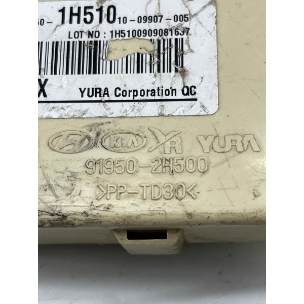 Caixa De Fusivel  Hyundai I30  2008 A 2012