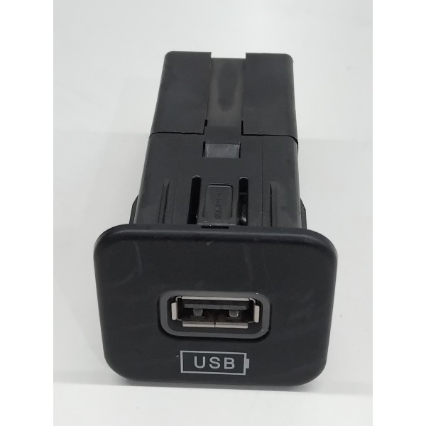 Entrada Usb Console Central Traseiro Jeep Commander 2022