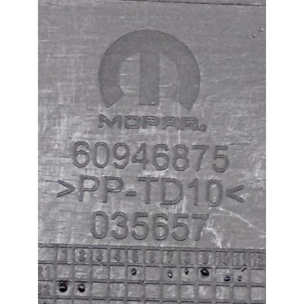 Moldura Pé Banco  Jeep Commander 2022 A 2025 60946875