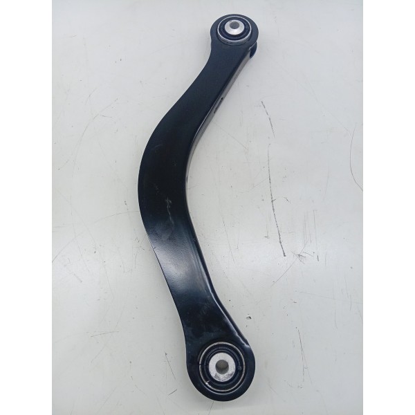 Braço Superior Traseiro Direito Suspensão Audi A5 2019 2022