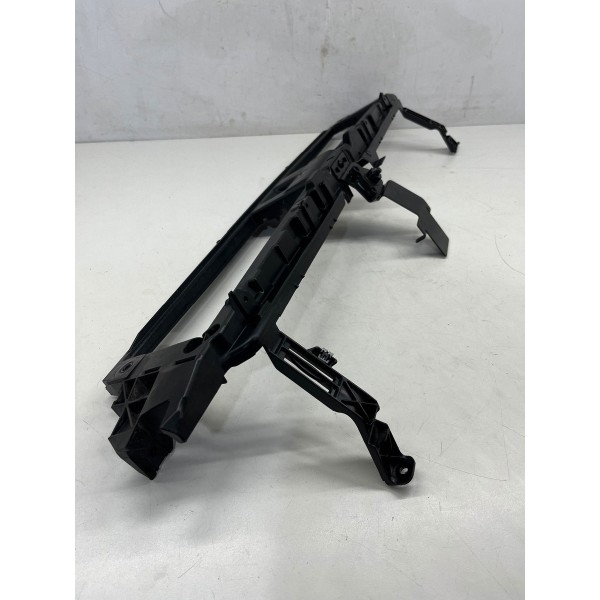 Suporte Guia Central Parachoque Audi A5 2017 Á 2022