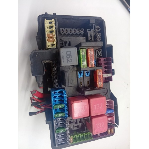 Caixa Fusível Com Relé Mercedes Benz C180 2015 A 2018