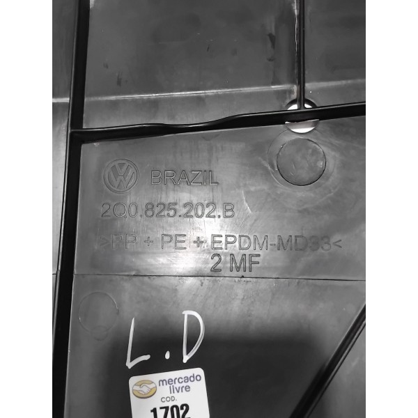 Revestimento Do Assoalho Dir Volkswagen Polo 2018