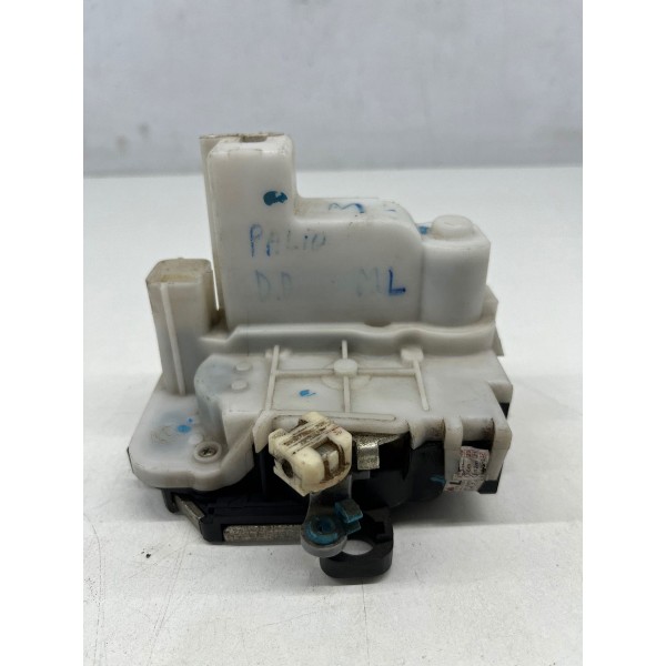 Fechadura Porta Dianteira Direita Fiat Palio 2012 A 2018