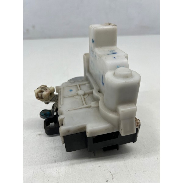 Fechadura Porta Dianteira Direita Fiat Palio 2012 A 2018