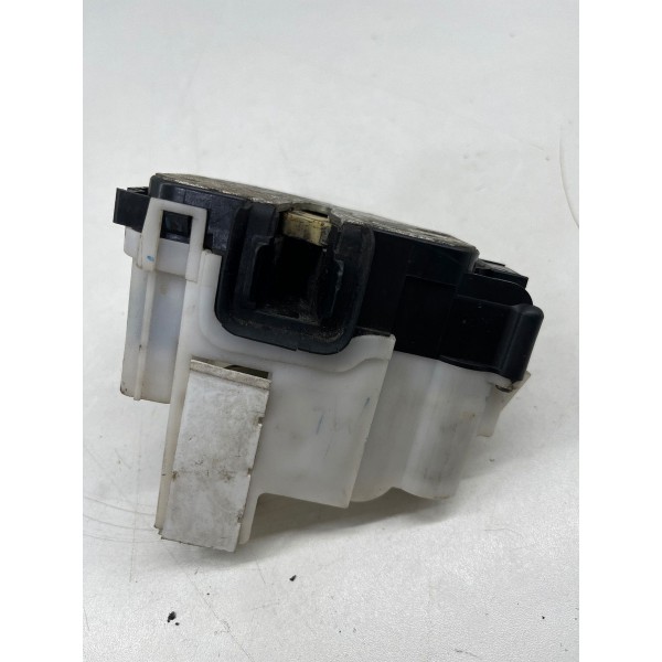 Fechadura Dianteira Direita Fiat Palio Atracctive 2012 2018