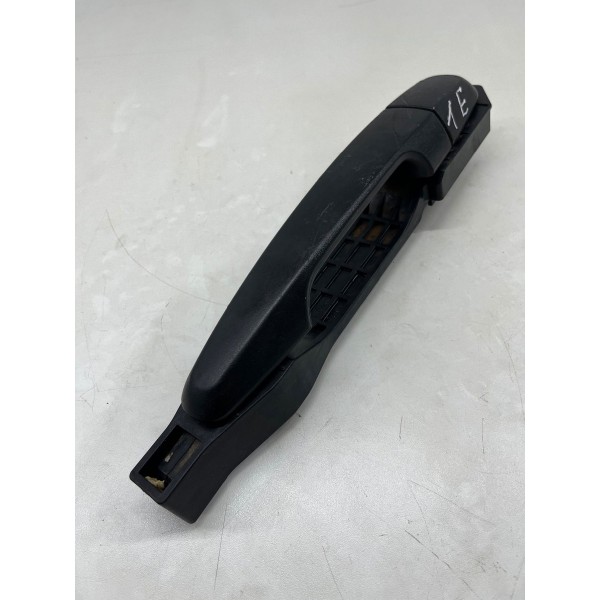 Maçaneta Traseira Esquerda Mitsubishi L200 Triton 2013