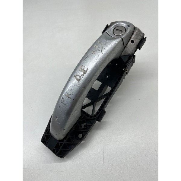 Maçaneta Externa Dianteira Esquerda Amarok 2010 A 2023