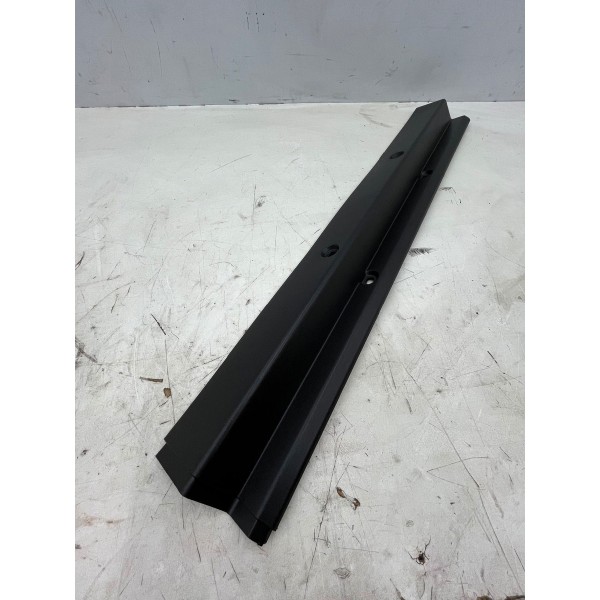 Acabamento Inferior Vidro Caçamba Ram Rampage 2022 A 2025