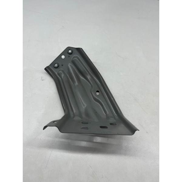 Suporte Paralama Direito Ram Rampage  2022 A 2025