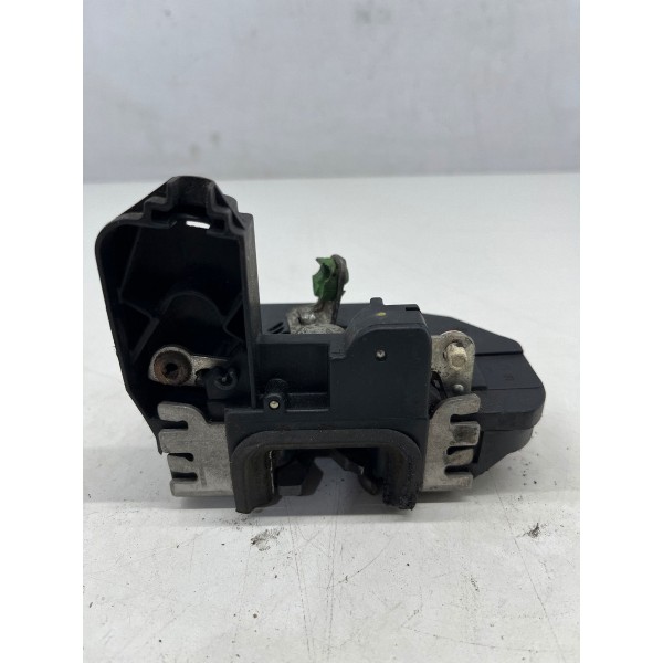 Fechadura Porta Tras Esquerda Chevrolet Corsa 2003 A 2008