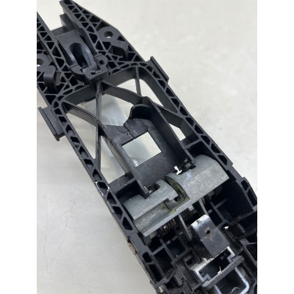 Maçaneta Externa Dianteira Direita Jetta 2011 A 2018