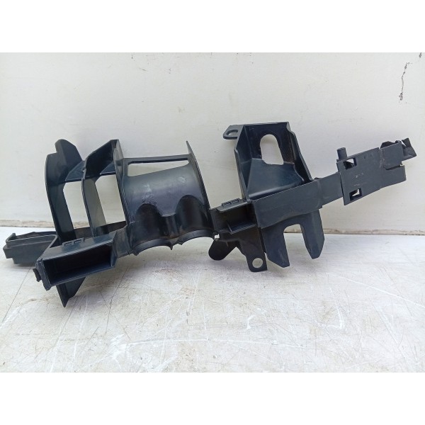 Guia Parachoque Traseiro Direito C180 15/19 A2058311801