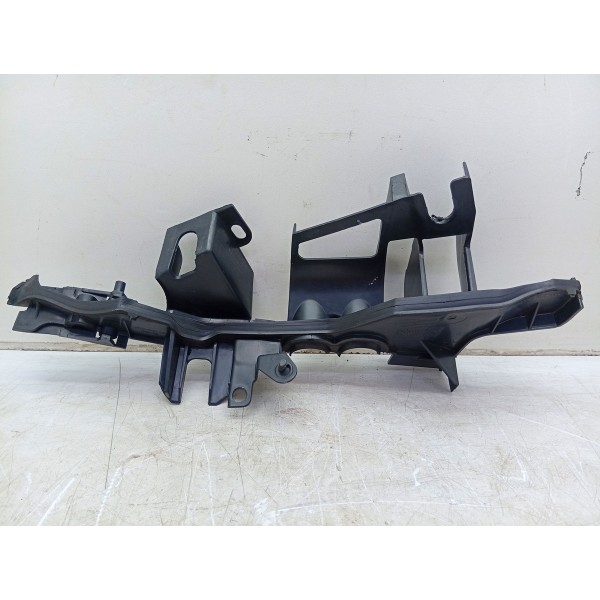 Guia Parachoque Traseiro Direito C180 15/19 A2058311801