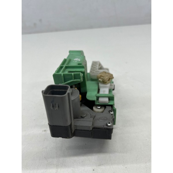 Fechadura Porta Traseiro Esquerda Fiat Idea 2007 A 2013