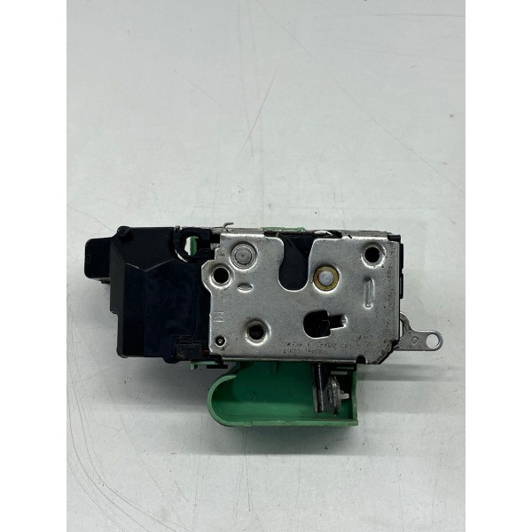 Fechadura Porta Dianteira Direita Fiat Uno 2007 A 2013