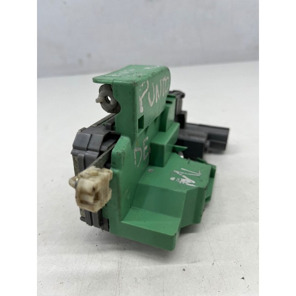 Fechadura Porta Dianteira Esquerda Fiat Punto 2007 A 2013