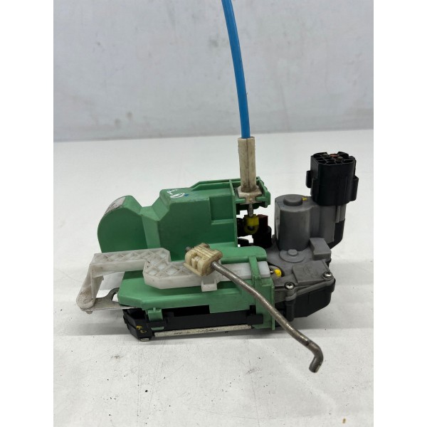 Fechadura Porta Dianteira Direita Fiat Punto 2007 A 2013