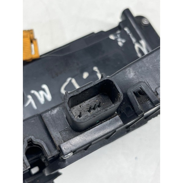 Fechadura Porta Traseira Direita Chevrolet Onix 2013 A 2015