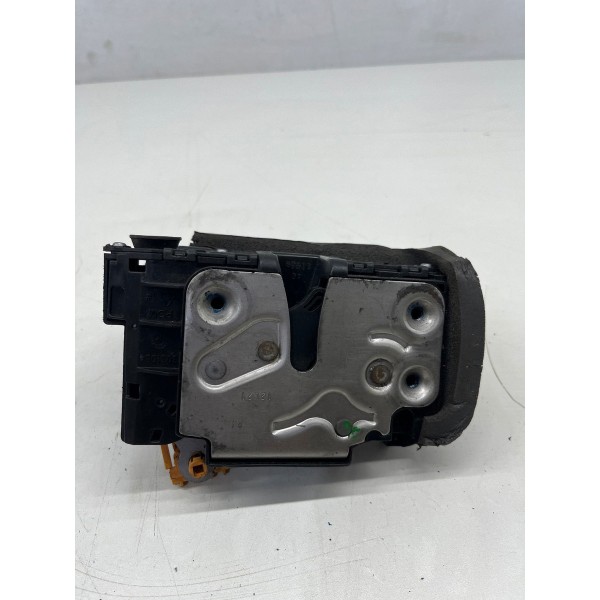 Fechadura Dianteira Direita Gm Onix Spin 2013 A 2019