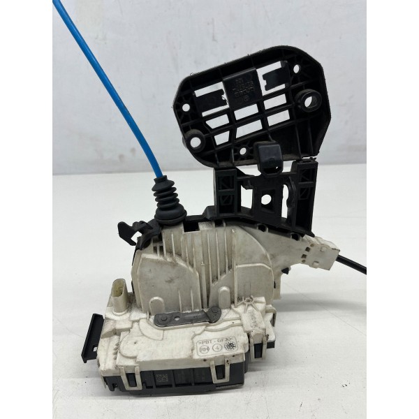 Fechadura Trava Traseira Direita Mercedes Cla 200 2015  2019