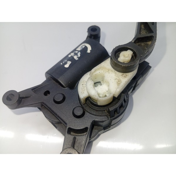 Motor Atuador Caixa Ar Vw Tiguan Golf Cod Cz116880-8360