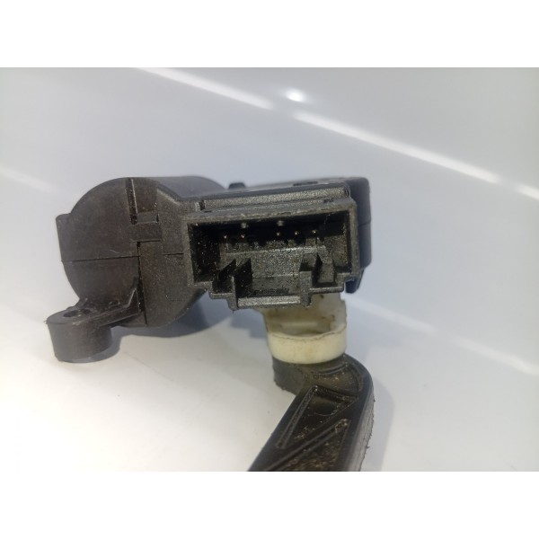 Motor Atuador Caixa Ar Vw Tiguan Golf Cod Cz116880-8360