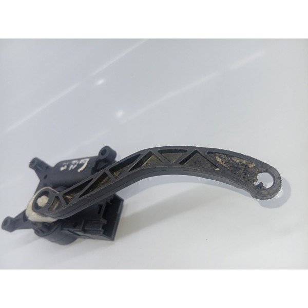 Motor Atuador Caixa Ar Vw Tiguan Golf Cod Cz116880-8360