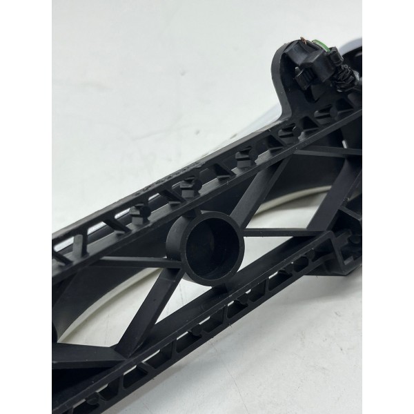 Maçaneta Externa Dianteira Esquerda Gm Tracker 2020 A 2024