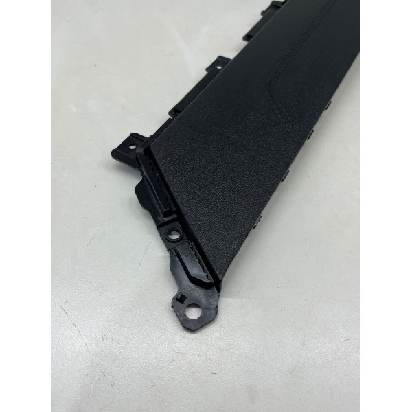 Acabamento Lateral Console Central Esquerdo Chery Tiggo 8 25