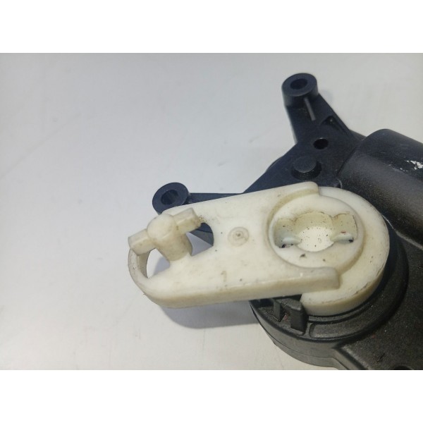 Motor Atuador Caixa Ar Vw Tiguan Golf Cz116880-8360