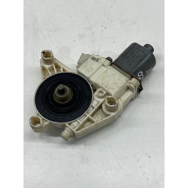 Máquina Vidro Dianteira Esquerda Gla200 A200 2015 A 2018